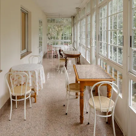 Oasis Ponte San Lazaro * Santiago de Compostela