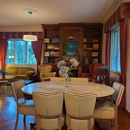 Oasis Ponte San Lazaro سانتياغو دي كومبوستيلا